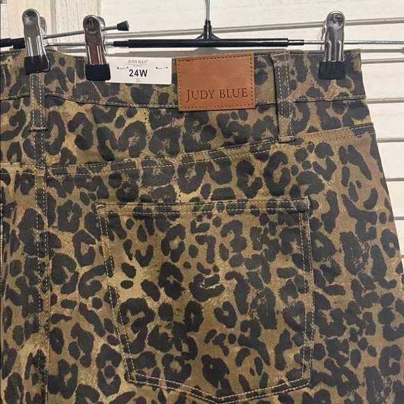 Judy Blue NWT Hear Me Roar Wide-Leg High Waist Denim Pants. 24W - Picture 5 of 7